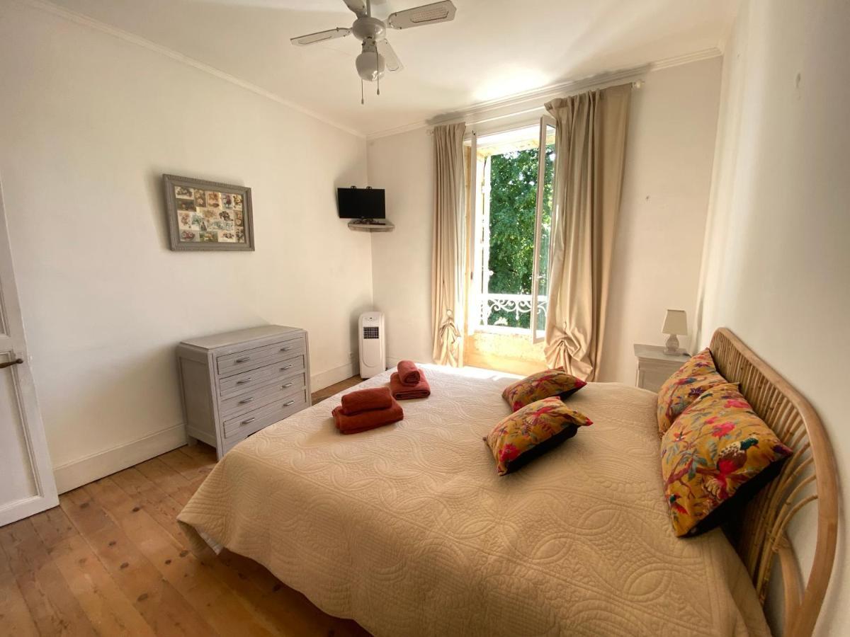 Residence Les Trois Jardins Avec Wifi Et Parking Gratuit Sarlat-la-Canéda Exteriör bild