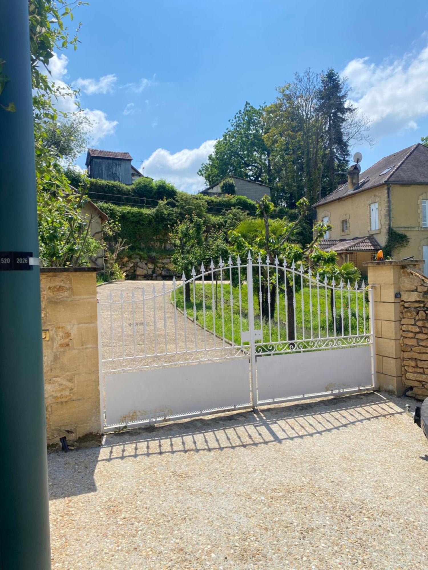 Residence Les Trois Jardins Avec Wifi Et Parking Gratuit Sarlat-la-Canéda Exteriör bild
